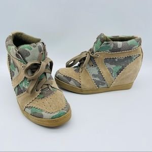 ❌SOLD EB❌ Camo Suede Leather Wedge Sneakers Green Brown Camouflage Sneaker Wedge